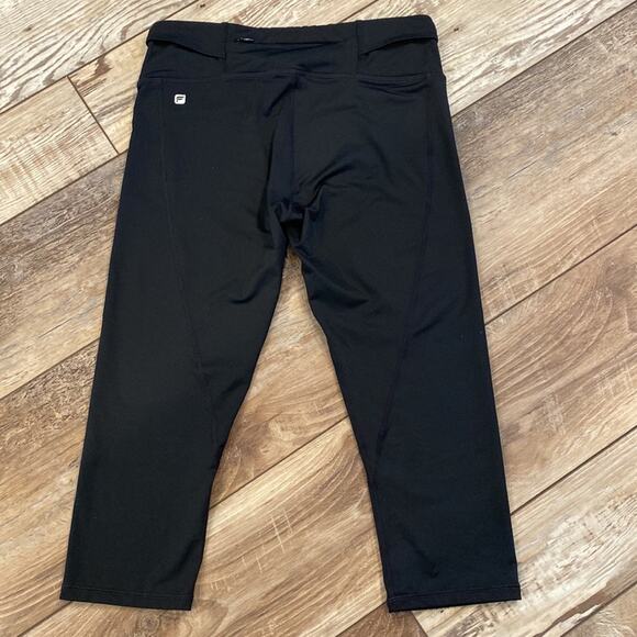 LUCY ZELLA FABLETICS Cropped Active Workout Leggings Small - Picture 14 of 15